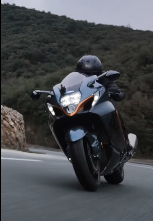 Hayabusa à découvrir chez Espace Motos 95.
